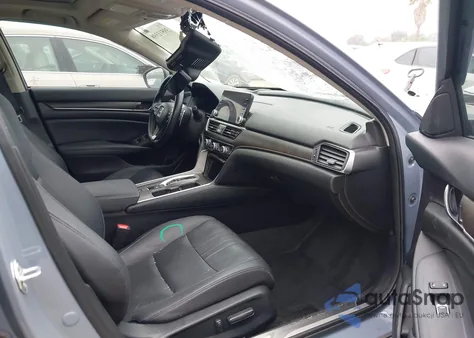 2022 Honda Accord Hybrid Touring from USA, damaged, VIN 1HGCV3F9XNA012181